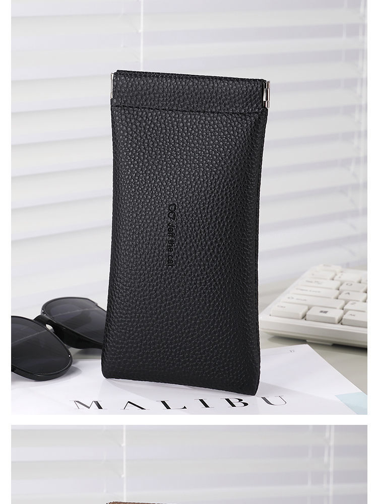 Retro Classic Style Solid Color Pu Leather Unisex Glasses Case display picture 5