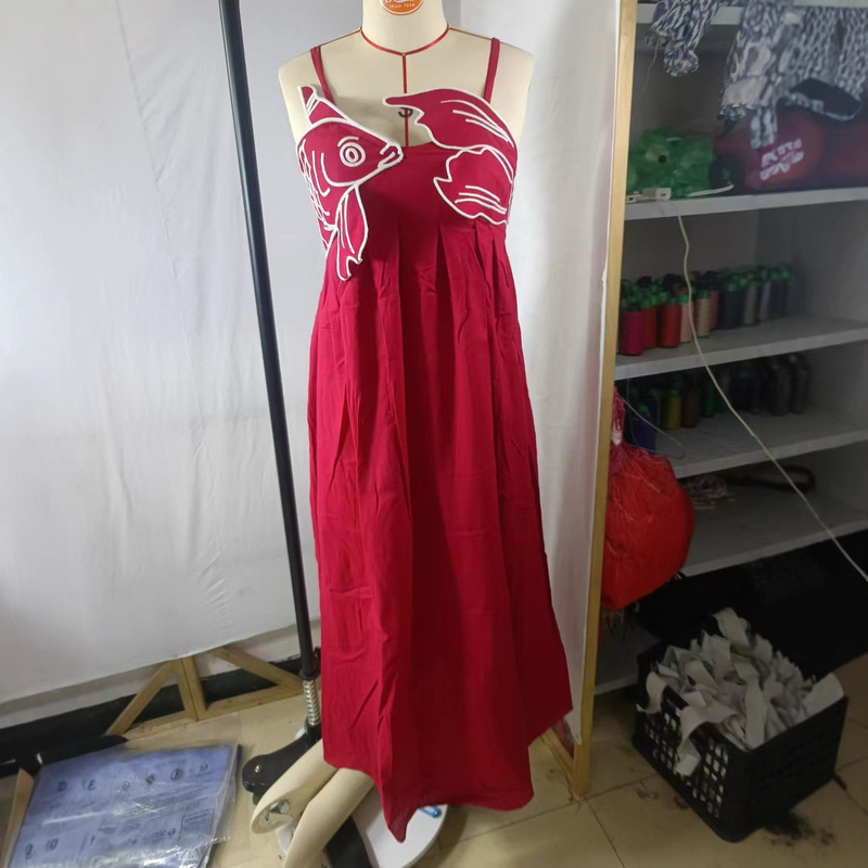 Europe and the United States cross-border design sense fish-shaped three-dimensional embroidery tube breast pleated red sling dress spring and summer 2024 new