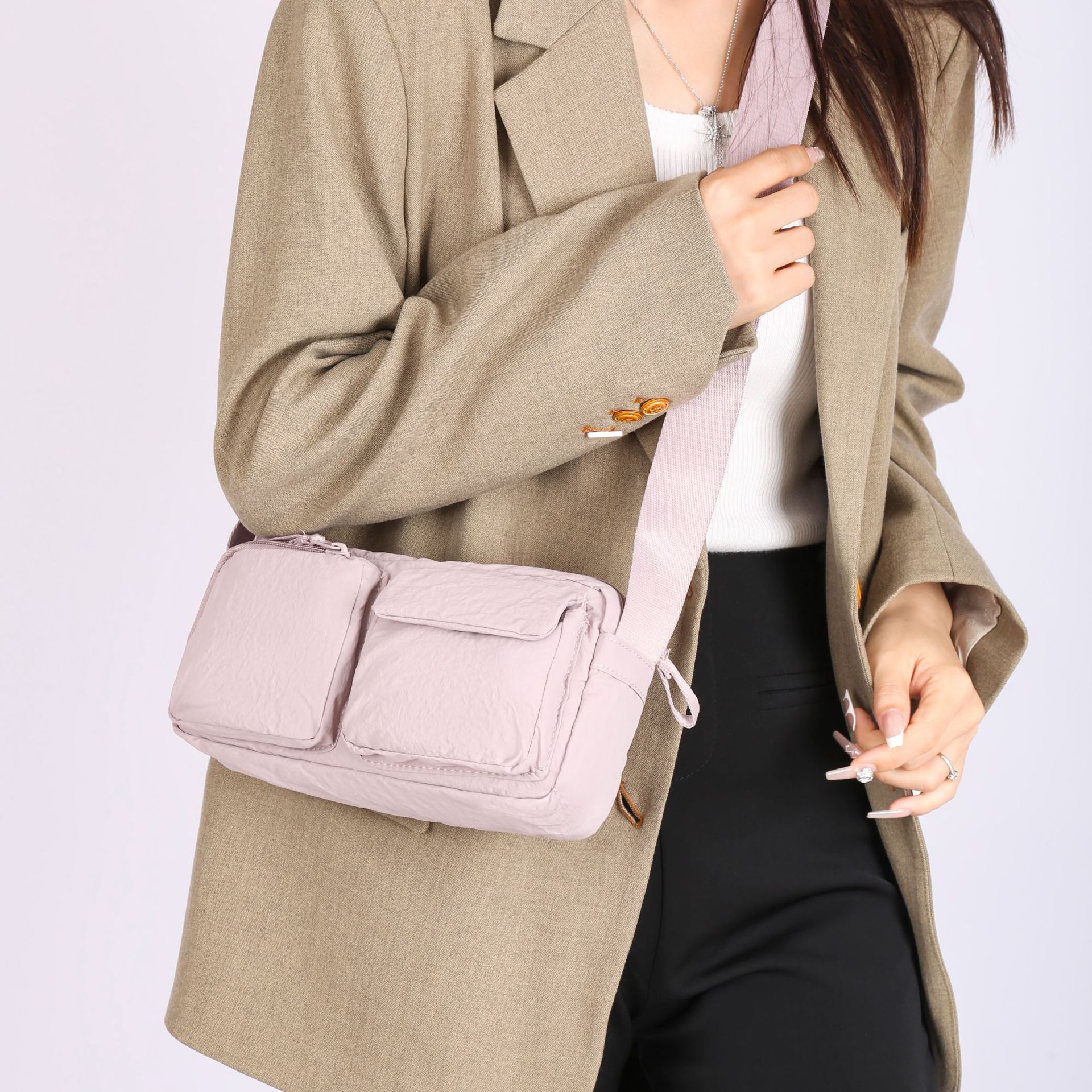 2024 Casual Versatile Shoulder Bag Wholesale Workwear Style College Student Crossbody Bag New Fashionable Trendy Chest Bag for Everyday Use