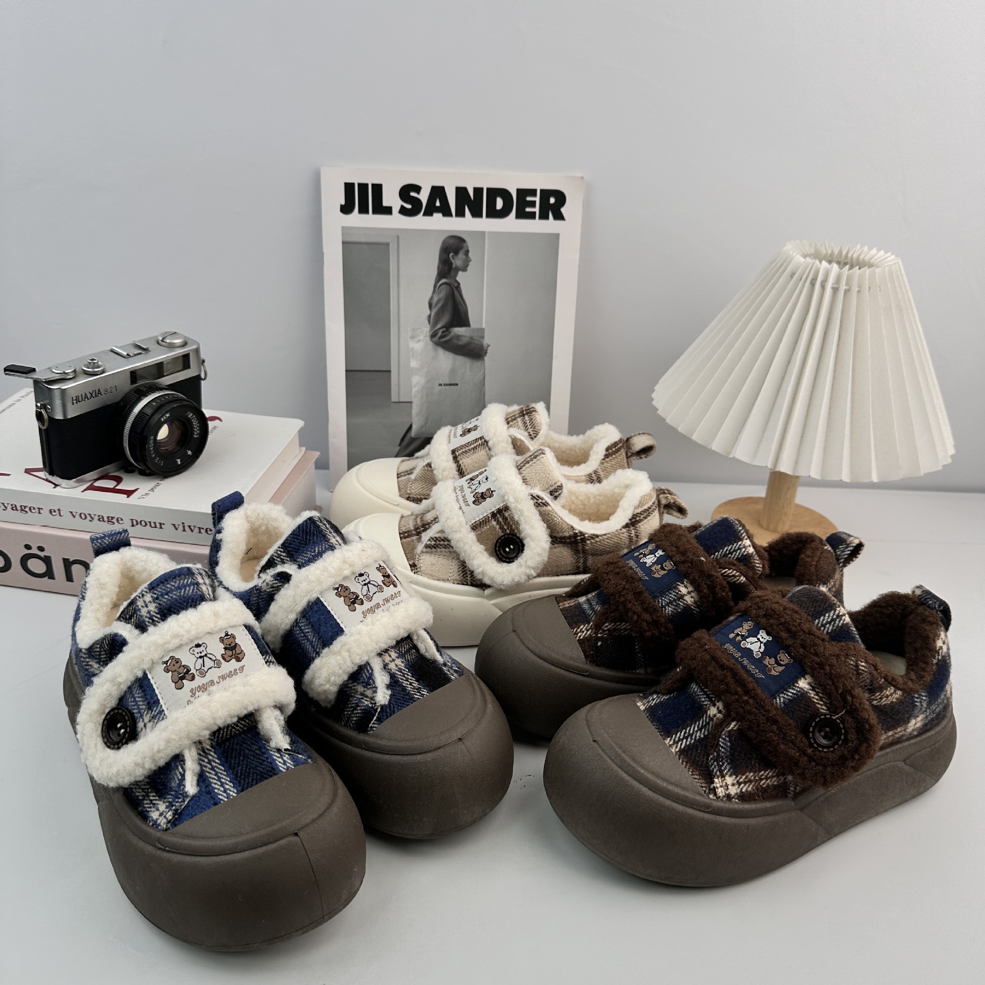 Yuanbo invierno aumento de suela gruesa y zapatos de lana de mujer zapatos casuales de algodón estudiantes 2025 nuevos zapatos de mujer