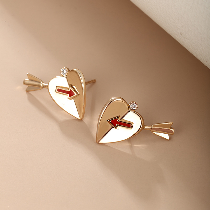 Xuping Jewelry Pendientes de metal simples europeos y americanos transfronterizos Pendientes de temperamento de alta calidad de verano Joyería femenina al por mayor