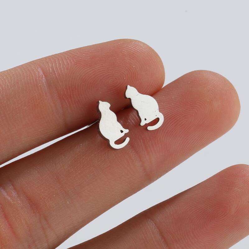 Fashion Cat Titanium Steel Plating Ear Studs 1 Pair display picture 5