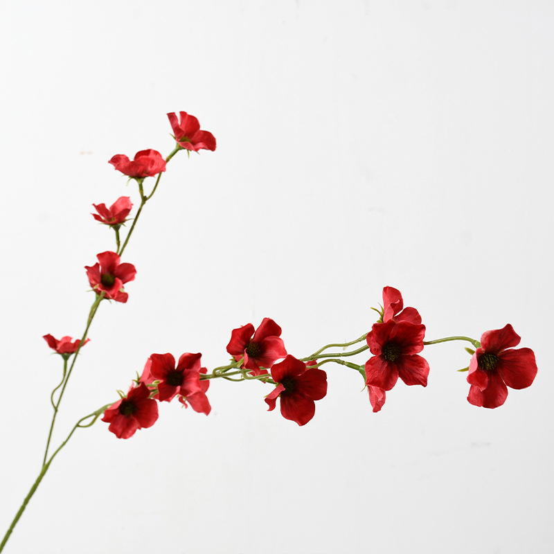 High-count, two-pronged crabapple red