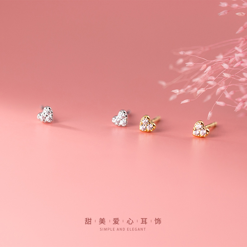 S925 Silver Earrings Women's Korean-style Simple Diamond-encrusted Elegant Small Love Sweet Girl Earrings G8400