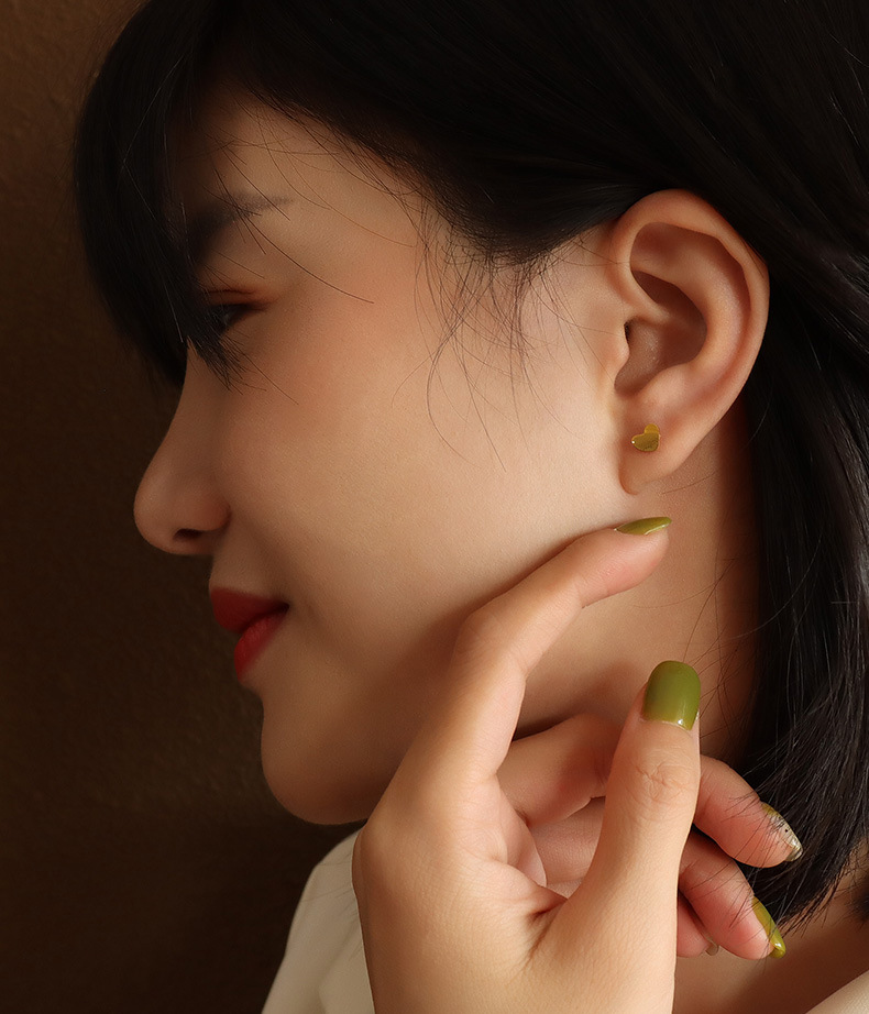 Korean Mini Heart-shaped Earrings display picture 11