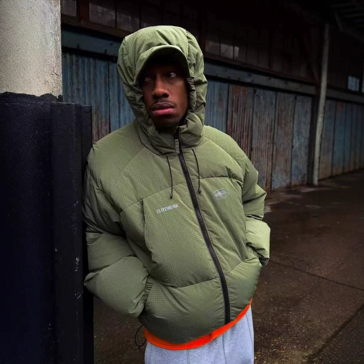 面包连帽羽绒服男短款2025冬季上新款时尚休闲加厚保暖防风外套潮