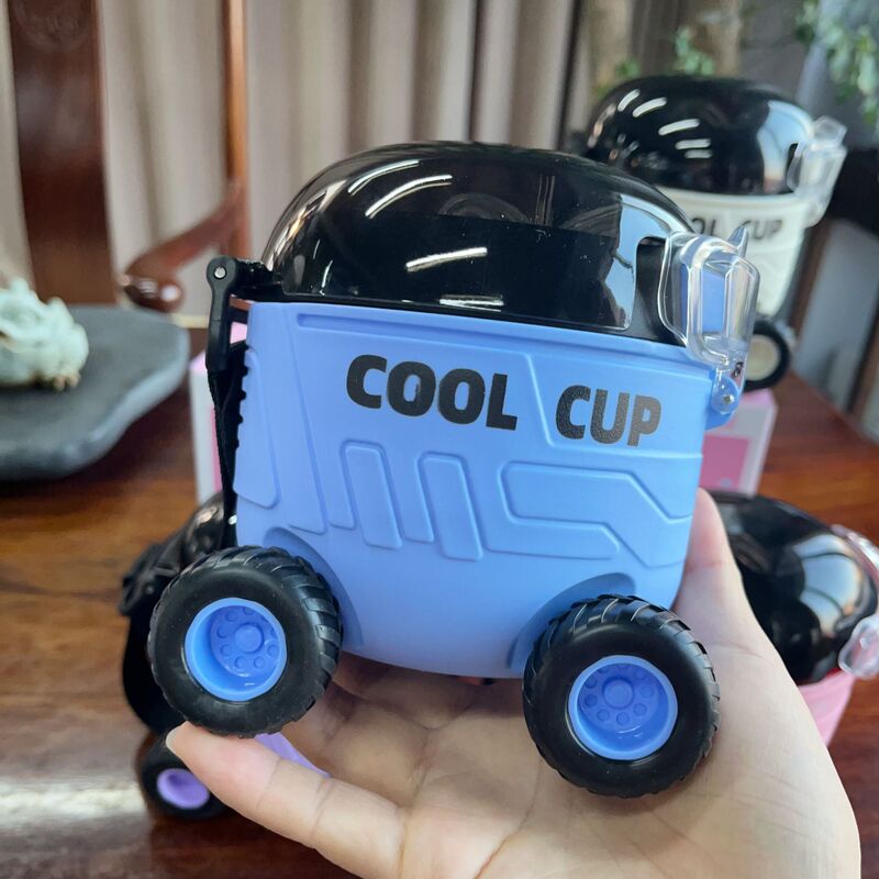ネットで話題の高颜值子供用おもちゃ火星探査車プラスチック製水筒、幼稚園児向け、夏の屋外遊びに最適、漏れ防止|undefined