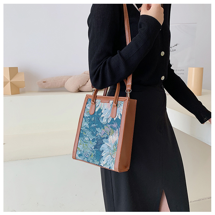 Large-capacity Oil Painting Fashion Shoulder Tote Bag Wholesale Nihaojewelry display picture 11