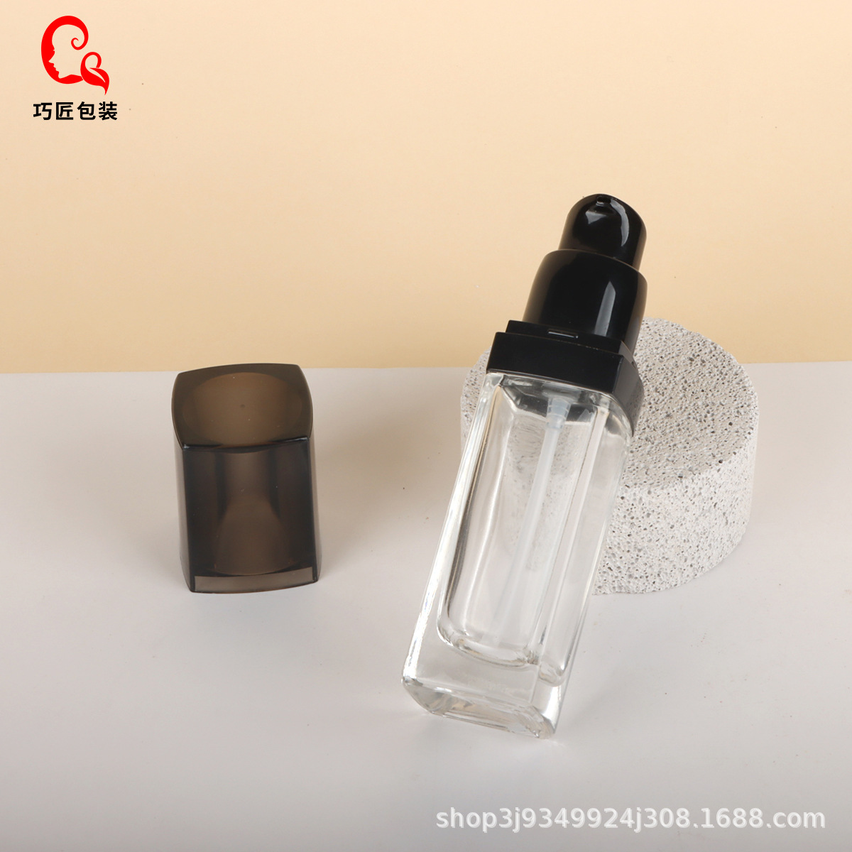 巧匠新品透色盖子按压泵头乳液瓶子30ml玻璃四方厚底精华乳瓶厂家