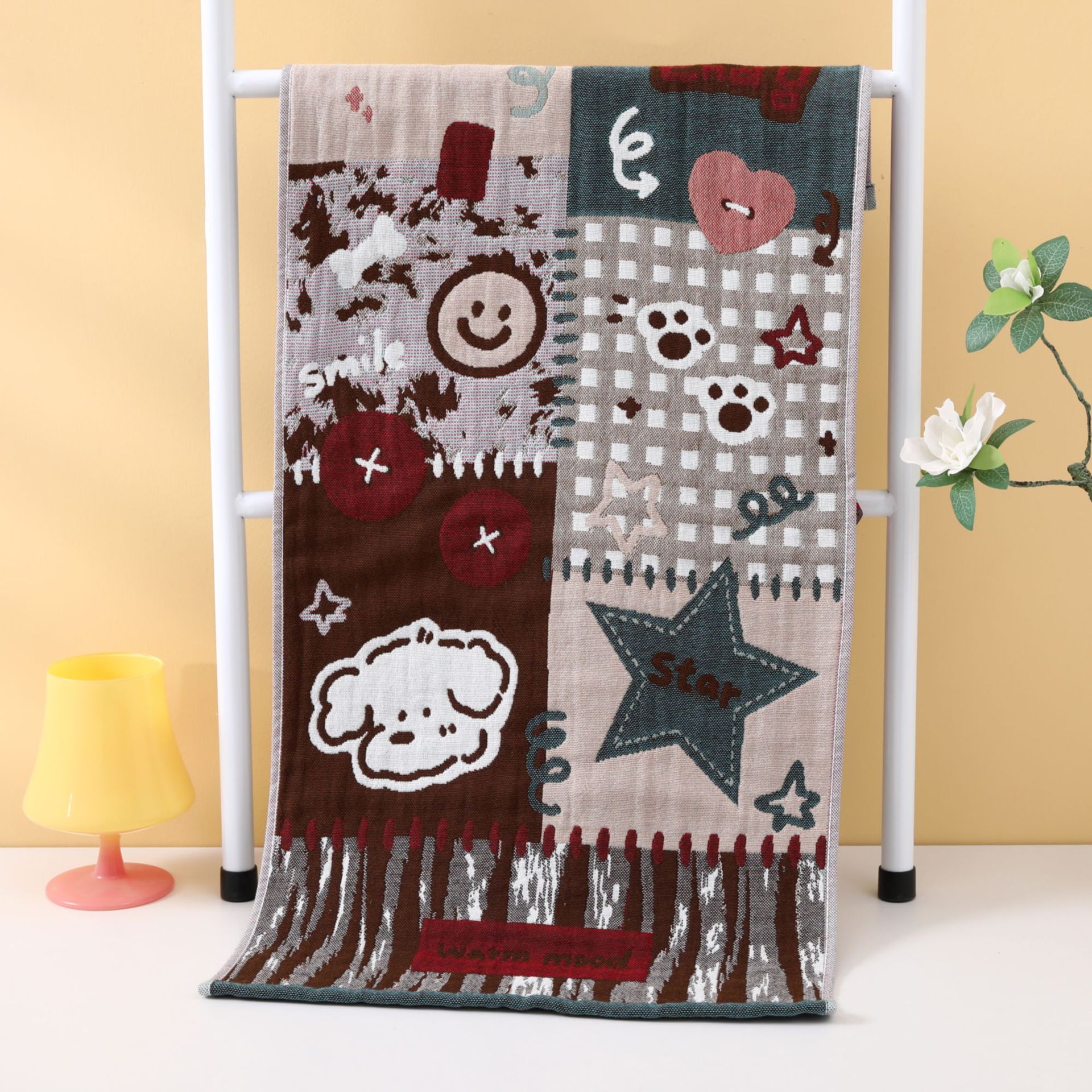 Spliced ​​red buttons / 34*74cm