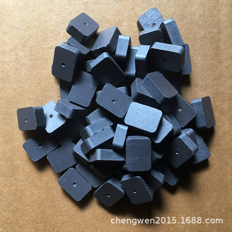 厂家销售铁氧体方块方形磁铁麻将磁铁