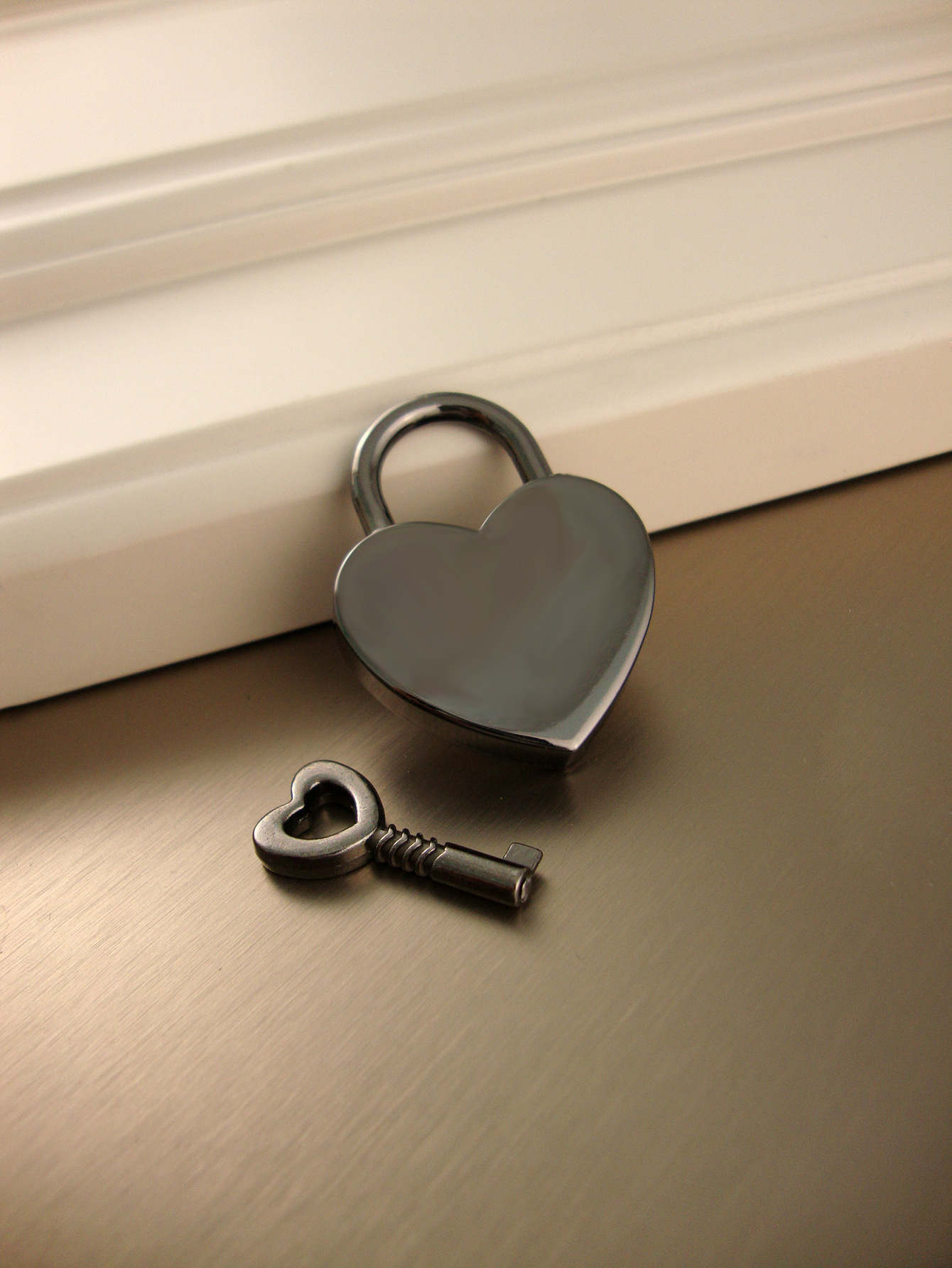 S004 하트모양 자물쇠 [건블랙]