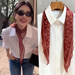 辣妹配牛仔裤腰果花丝巾长条三角巾菱形领巾优雅气质配饰薄款系脖