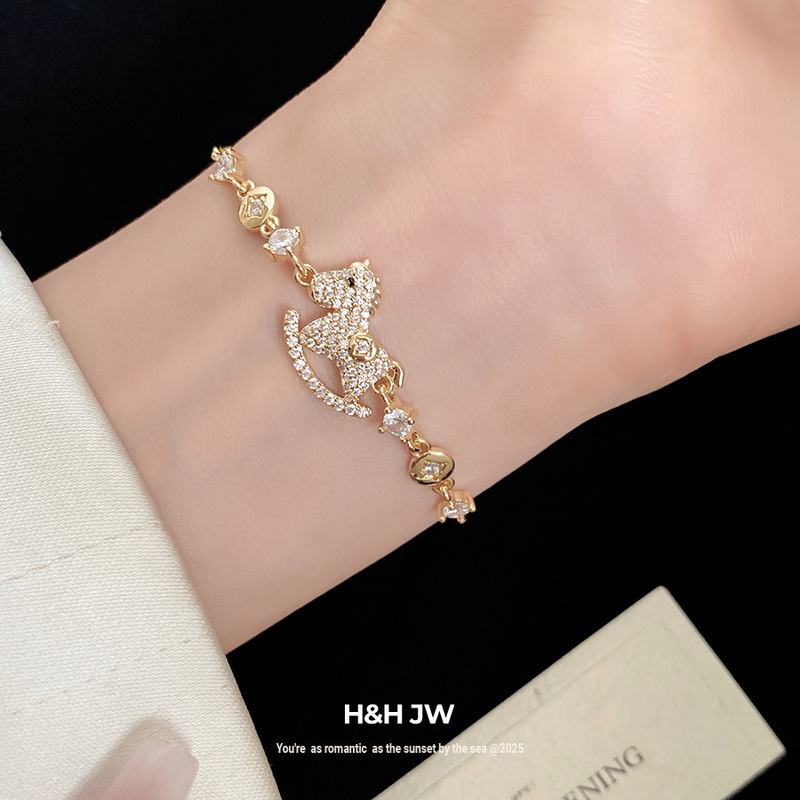 14K Real Gold Electroplated Zircon Pony Pendant Bracelet New Chinese Style Zodiac Year Bracelet Light Luxury High-End Jewelry for Women 14K Real Gold Electroplated Zircon Pony Pendant Bracelet New Chinese Style Zodiac Year Bracelet Light Luxury High-End Jewelry for Women