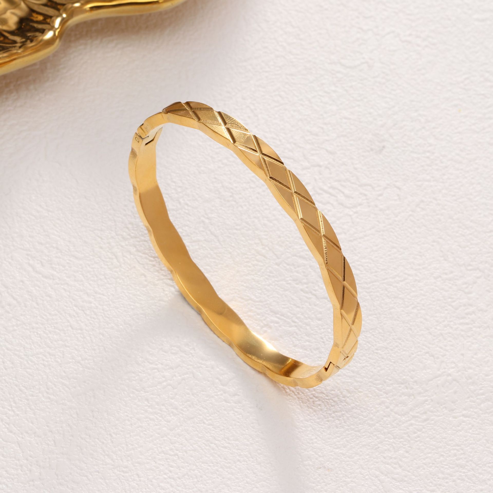 54 다이아몬드 크로스 팔찌 골드