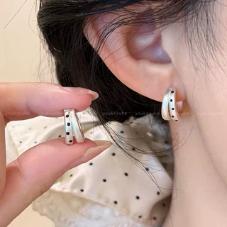 法式美神！银色波点拉丝耳环女轻奢高级感耳钉2026新款巨好看耳饰