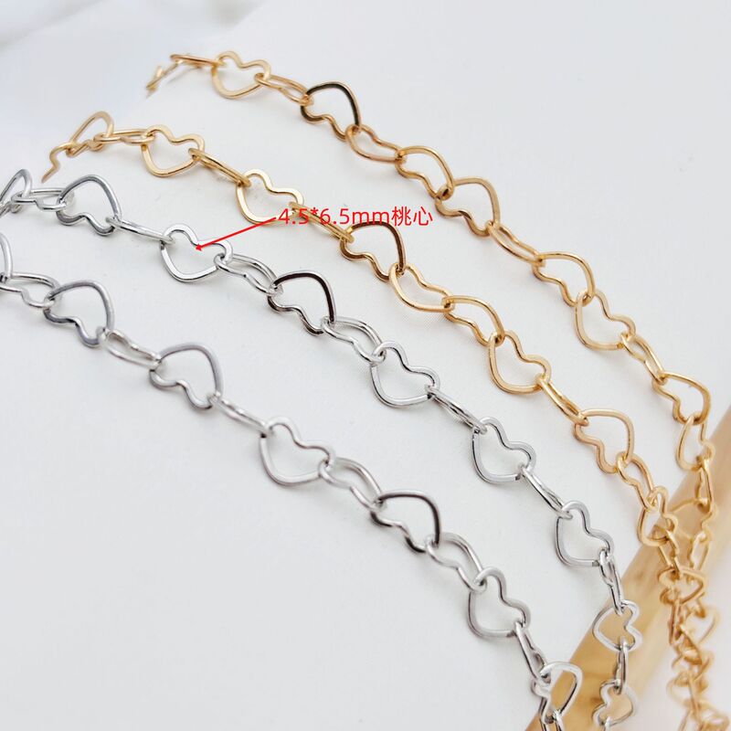Copper gold and silver heart-shaped chain love flat chain loose chain bag gold chain diy bracelet extended chain tail chain accessories wholesale Copper gold and silver heart-shaped chain love flat chain loose chain bag gold chain diy bracelet extended chain tail chain accessories wholesale
