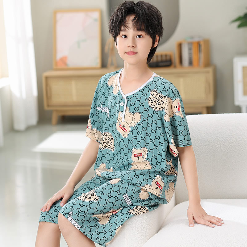 귀여운 곰을 라이트 그린 반팔 반바지