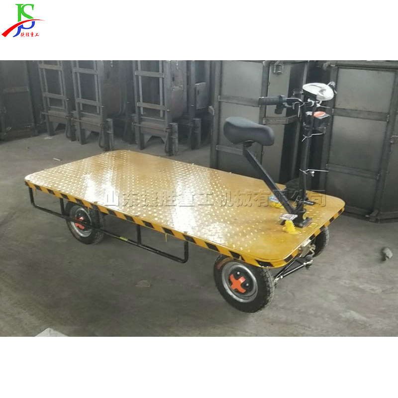 Equipo de manejo de cuatro ruedas de automóvil tipo vehículo de transferencia de materiales triturados para ingeniería de construcción equipo de transporte de ladrillos