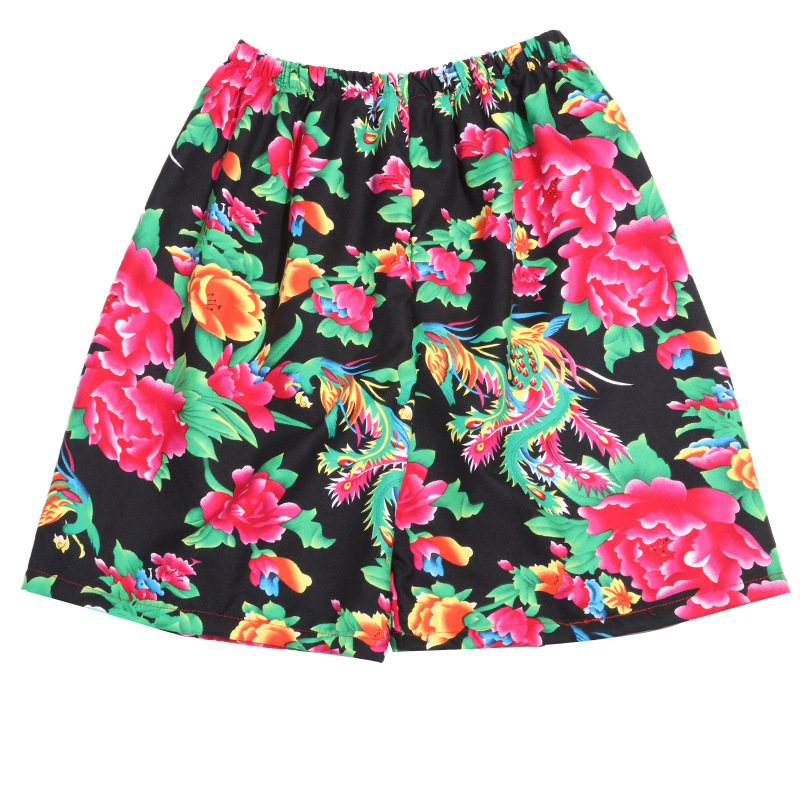 Spot wholesale northeast flower shorts wedding trick props fun freehand wear pants group build game props
