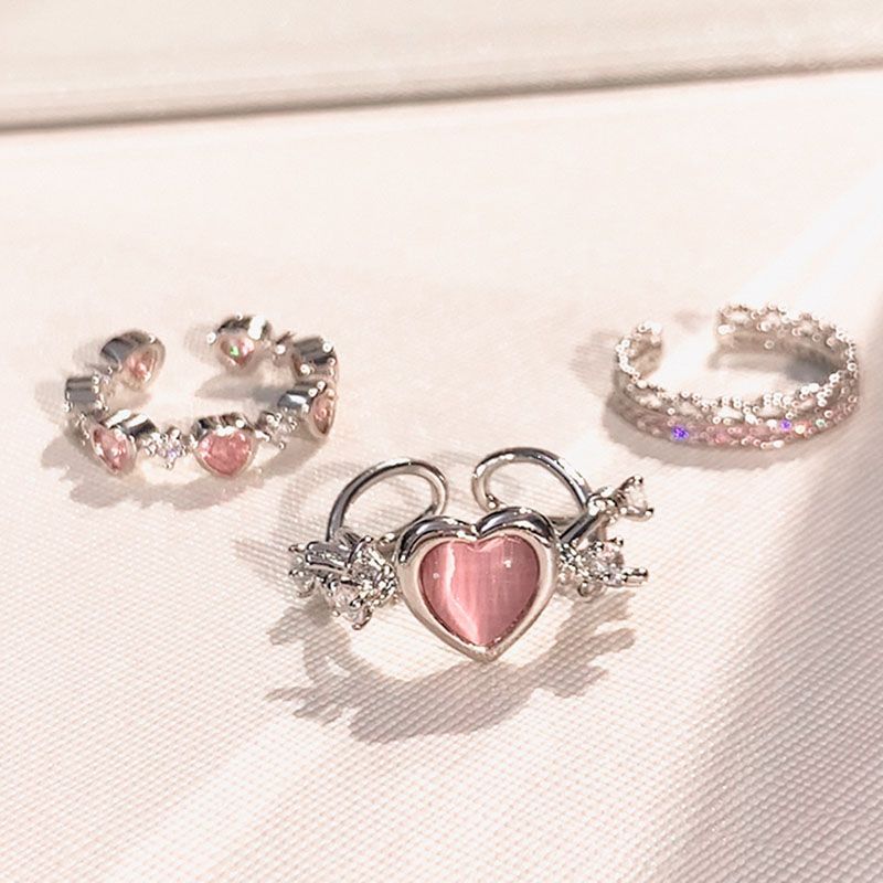 Fuchsia small design fashionable ring