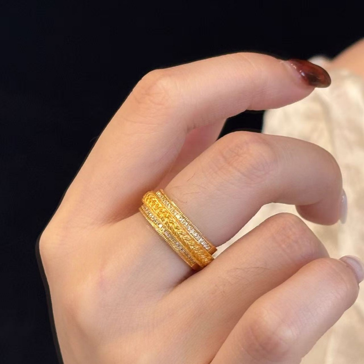 Antiker Ring Mit Gebürstetem Gold Weizenähre Und Diamanten_voghion.com