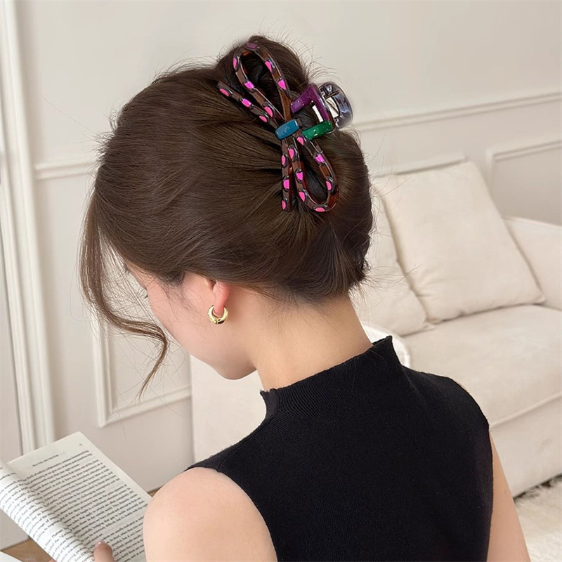 Dopamina mágica ~ Clip de agarre de lazo de goteo de aceite femenino 2025 nuevo clip de tiburón de alta gama horquilla de primavera parte posterior de la cabeza