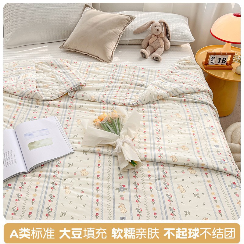 체리 딸기 토끼