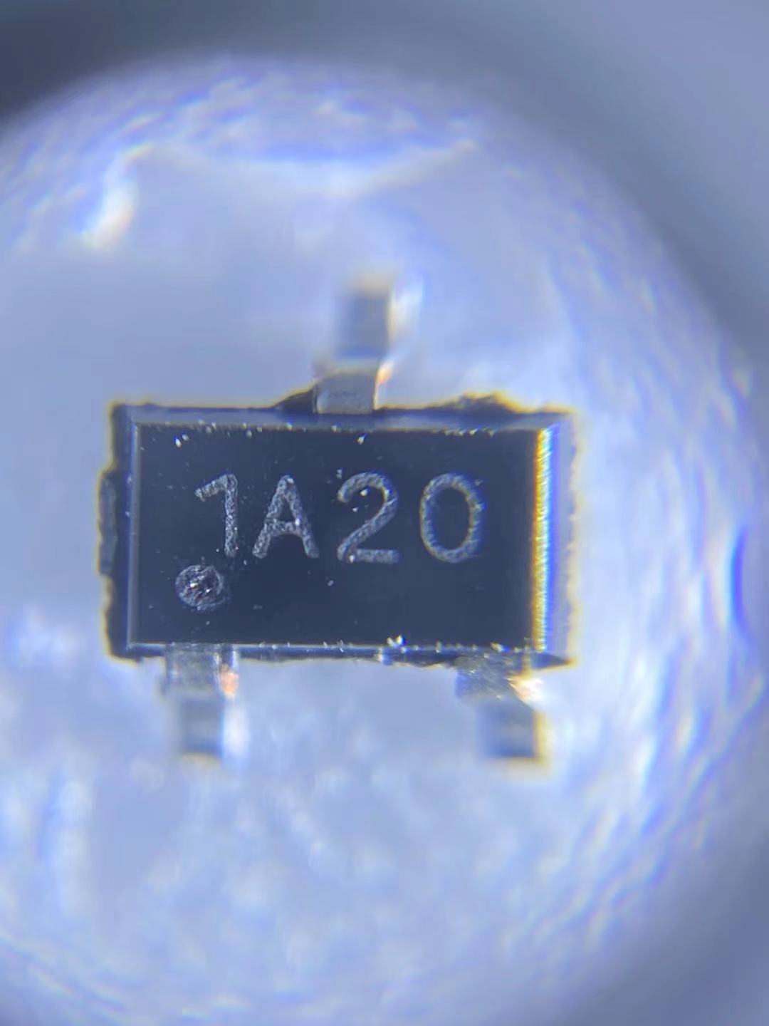 RGB恒流灯条IC NU501- 1A18 1A20 1A25 1A30