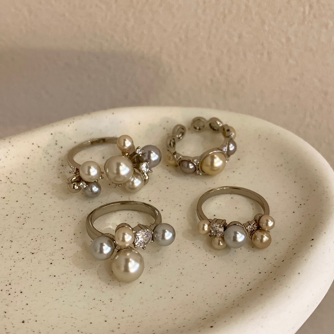 French-Style High-End Champagne Mousse Pearl Gold Ring, Elegant and Luxurious Stackable Ring with Diamonds for Women