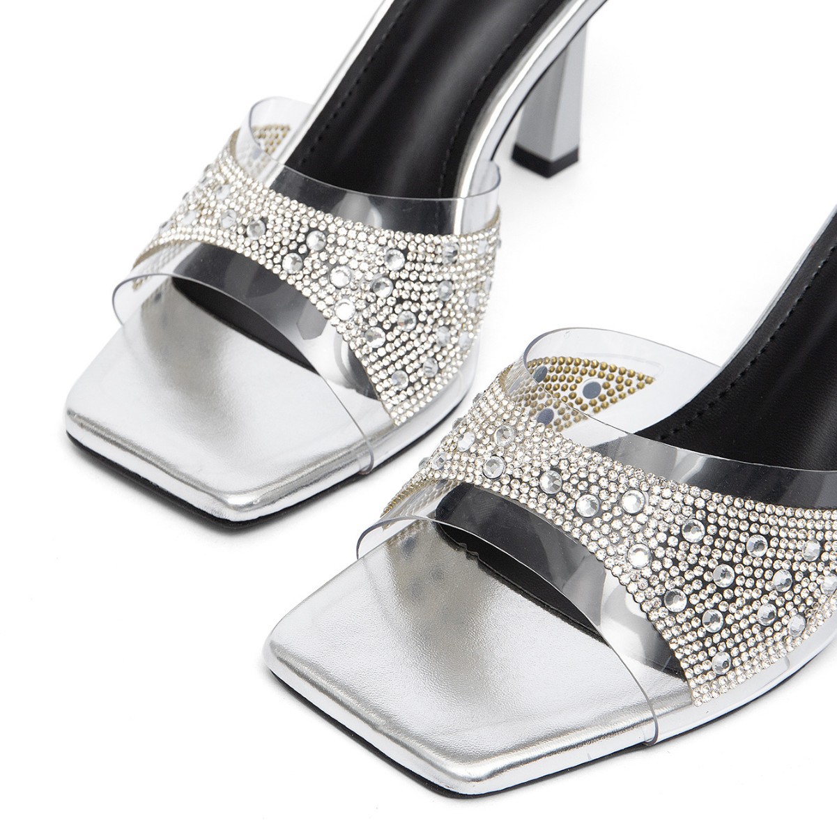 Sandali con tacco a spillo trasparenti e strass da donna eleganti_voghion.com