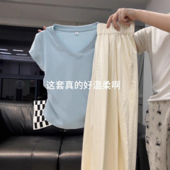女性のアイスシルクミルクフウ山本ワイドレッグパンツと優しいミルクブルートップス夏の新しい小柄なファッションスーツ