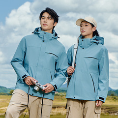 韓国版の男性と女性のアウトドア新作ジャケット スリーインワン防風防寒ジャケット カップル登山スキージャケット
