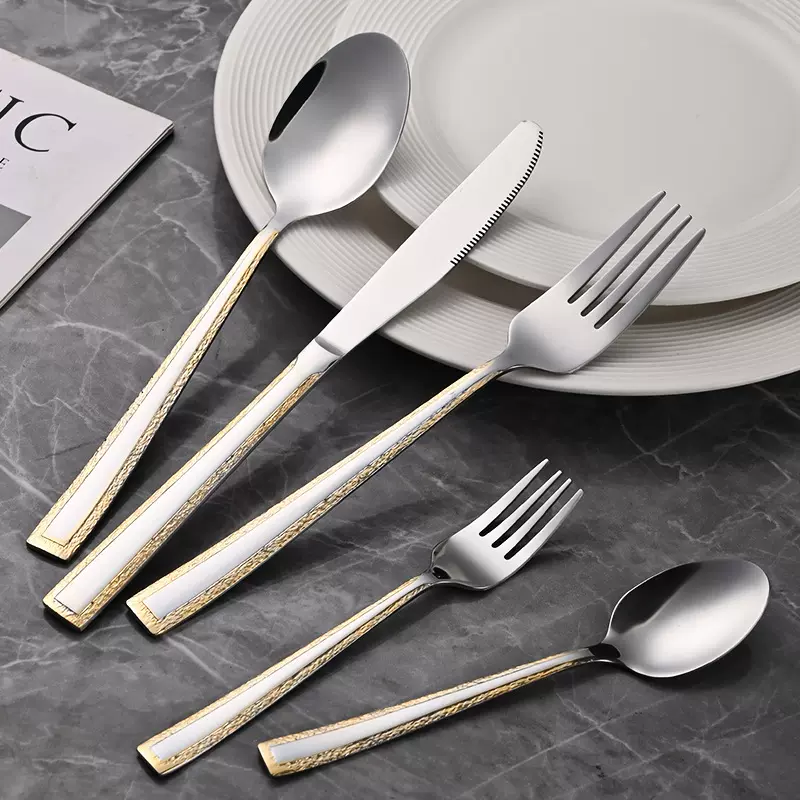 不锈钢西餐具刀叉勺甜品勺方柄花边纹牛排刀叉小勺子餐具家用套装