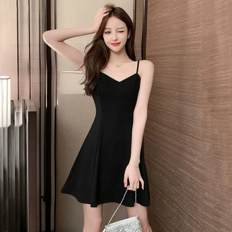 Новое черное женское платье больших размеров на подтяжках, которое можно носить снаружи и внутри для полных мм, чтобы скрыть живот и выглядеть стройнее. Юбка А-силуэта, маленькое черное платье.