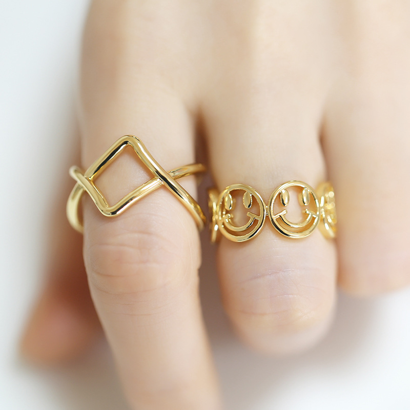 smiley opening smooth ring