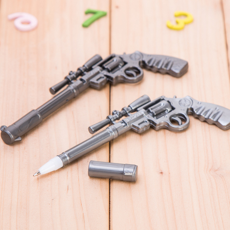 High quality realistic gun for students