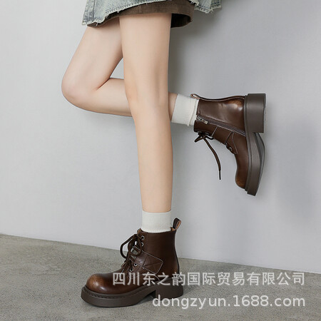 舒适增高厚底牛皮马丁靴2024冬粗中跟宽松大圆头真皮系带休闲短靴