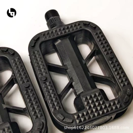 脚蹬;飞轮;链条