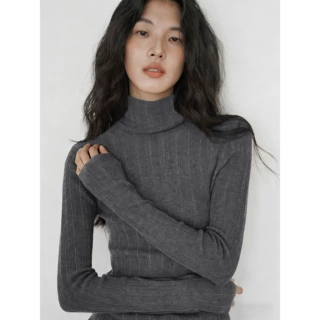 法式高级感绿色高领针织衫T恤女秋冬独特修身显瘦打底衫毛衣上衣