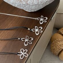 �n������ͬ���U�����z���������Ů�߼��К��|�L��ë������Ů