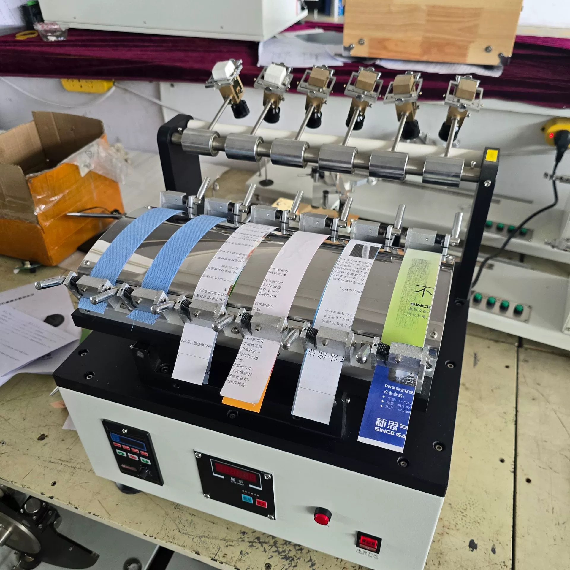 Производитель обработки шестизначного измерителя цветостойкости по методу трения