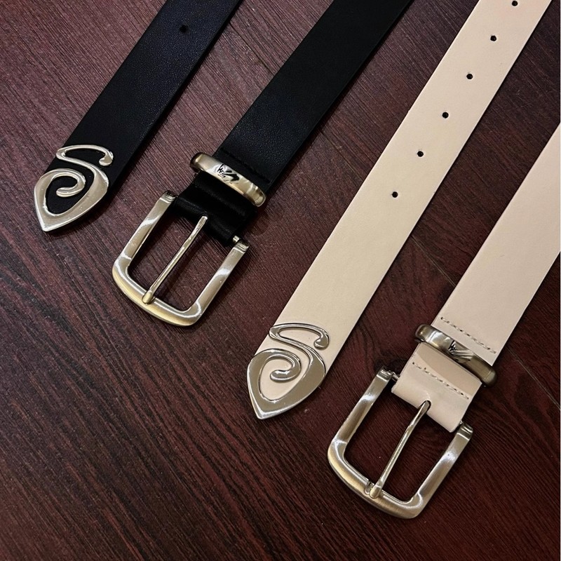 女性用ベルト Stu スタイルのレトロなメタルバックルベルト クリーンフィット ニッチデザイン 蚊よけ多用途ベルト|undefined