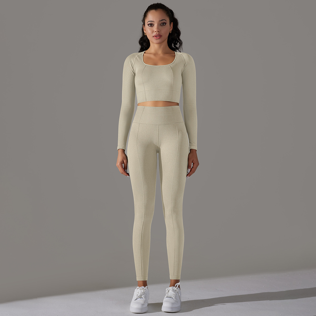 Transfronterizo europeo y americano sin costuras de punto de color sólido Jacquard de corte bajo apretado de manga larga ropa de yoga traje deportivo de fitness traje de dos piezas