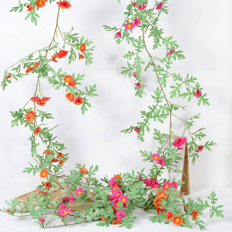 Enredaderas de flores artificiales, pequeñas enredaderas de margaritas, decoración de tuberías de techo, flores artificiales de girasol, flores de seda al por mayor