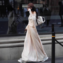 ���w¶˼�S��ͬ��Luna7xi��ɫ�ɼ����bŮ�L��¶��T���°���ȹ