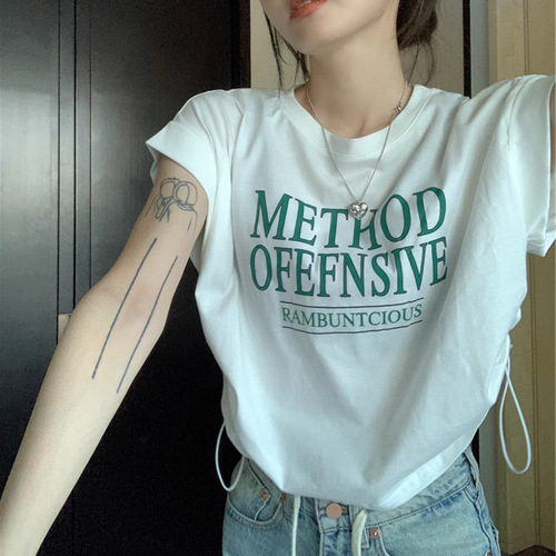 Design-sensual short-sleeved T-shirt for women in summer irregular niche Korean style chic drawstring loose short top ins