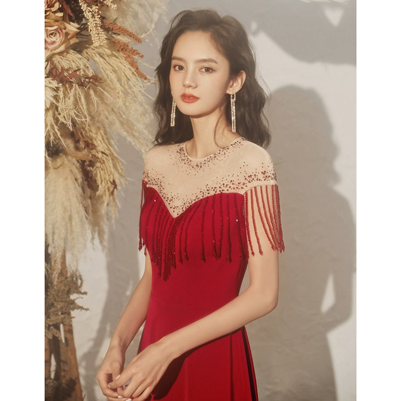 Алтонный костюм невесты 2024 новый летний помолвка красный темперамент маленькая вечерняя юбка женский короткий