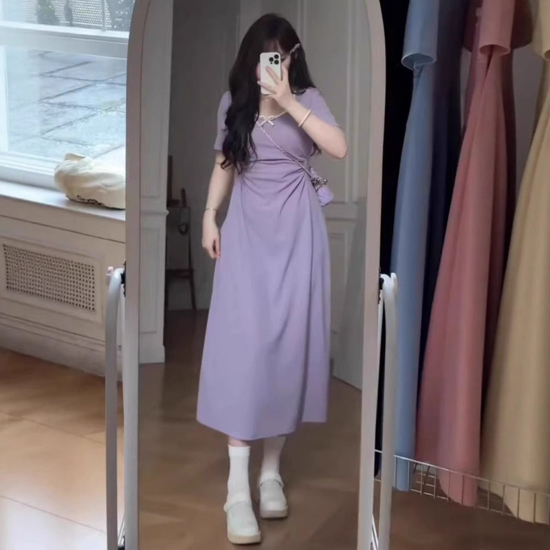 2025 New Summer Style Fat mm Large Size Elegant Waist Slimming Look Niche Slimming Look V-Neck Design Long Dress Versatile