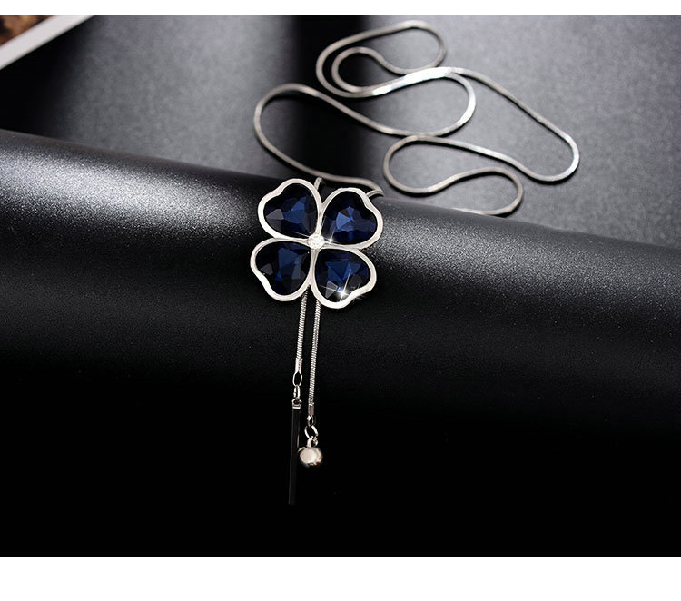 2021 Korean fashion long sweater chain four-leaf clover necklace tassel pendant